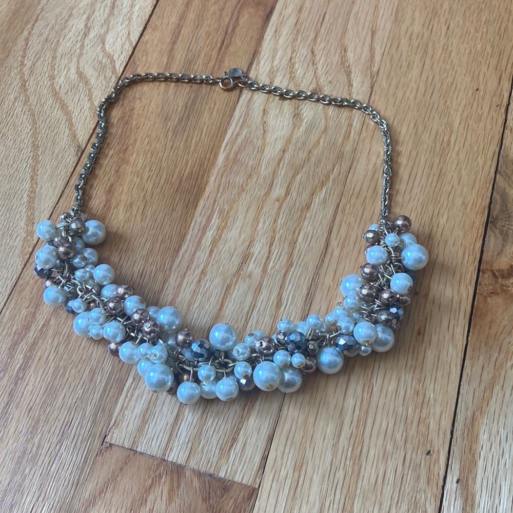 Loft faux pearl necklace
